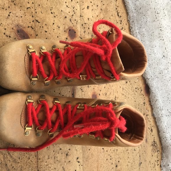 boots - Picture 2 of 2